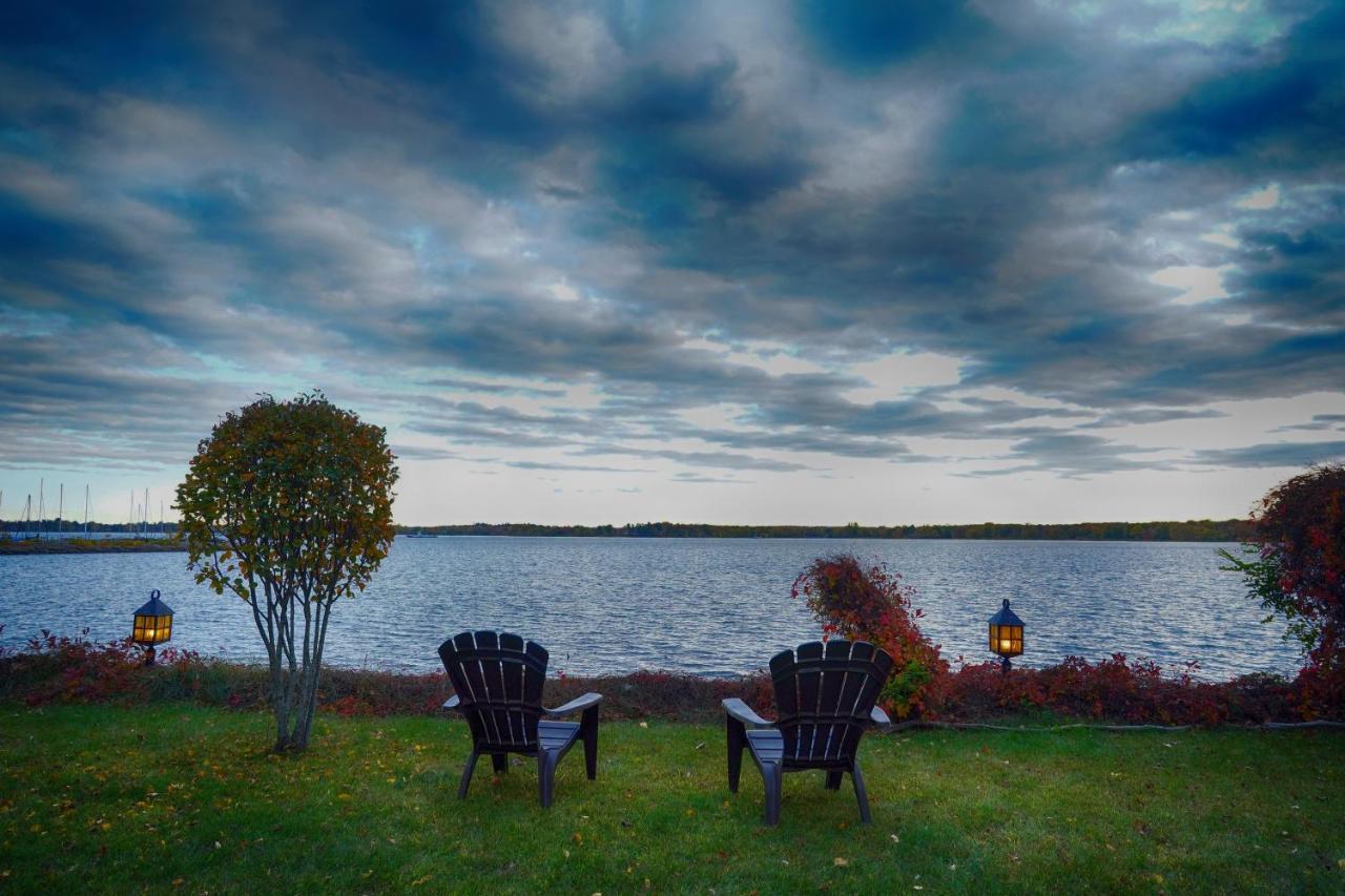 Bord De L'eau Maison d'hôtes Oka